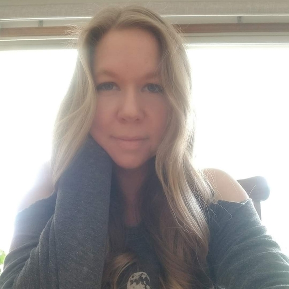 Meet your Posher, Krisann - Picture 1 of 1